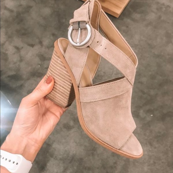 Marc Fisher tan suede high heel brand new size 8.5 - Picture 6 of 6